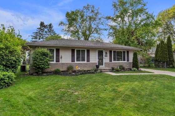 386 Charterhouse Court, Canton, MI 48188 photo 3