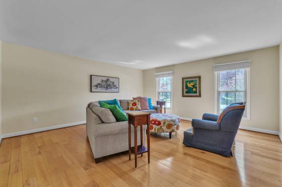 35226 Spring Hill Road, Farmington Hills, MI 48331 photo 4
