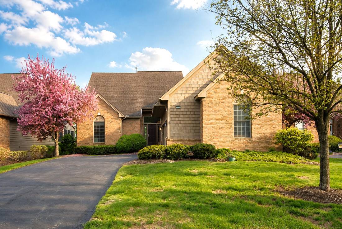 4644 E Sawgrass Drive E, Ann Arbor, MI 48108