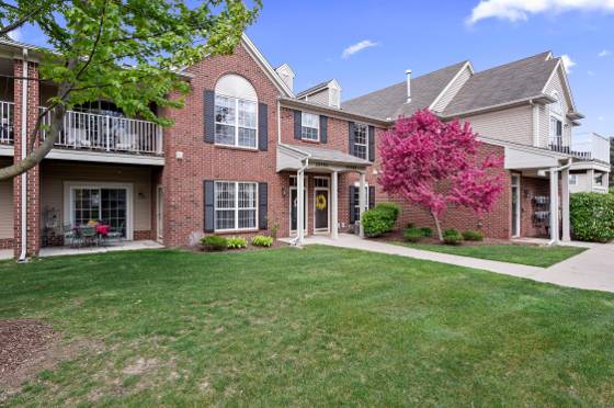 26984 Carrington Place #045, Harrison Township, MI 48045 photo 2