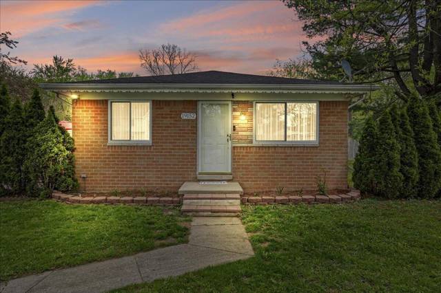19152 Weyher Street, Livonia, MI