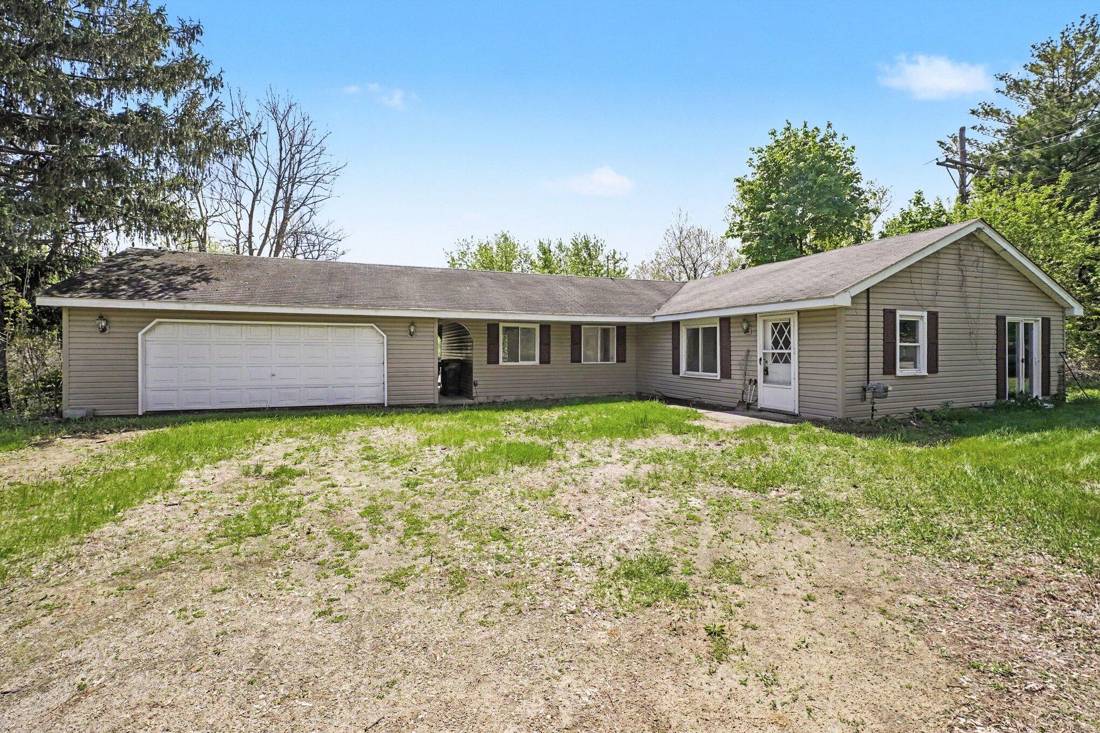 1821 N Lapeer Road, Lapeer, MI 48446