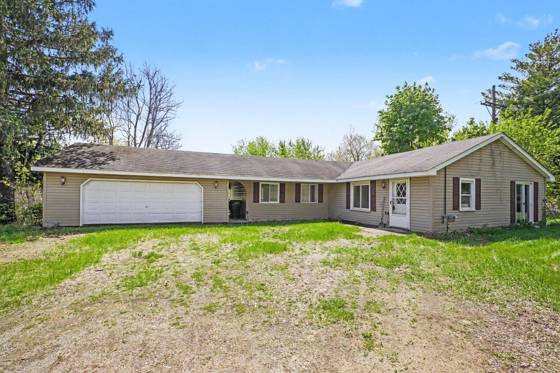 1821 N Lapeer Road, Lapeer, MI 48446 photo 2