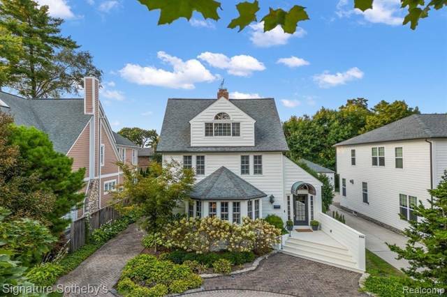 656 Bloomfield Court, Birmingham, MI
