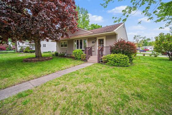 457 Everett Street, Milan, MI 48160 photo 2