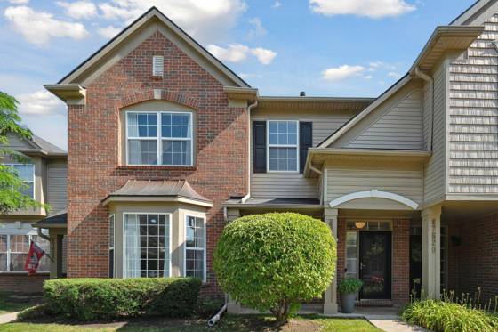 47628 Ormskirk Drive, Canton, MI 48188 photo 2