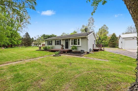 10085 Plank Road, Maybee, MI 48159 photo 5