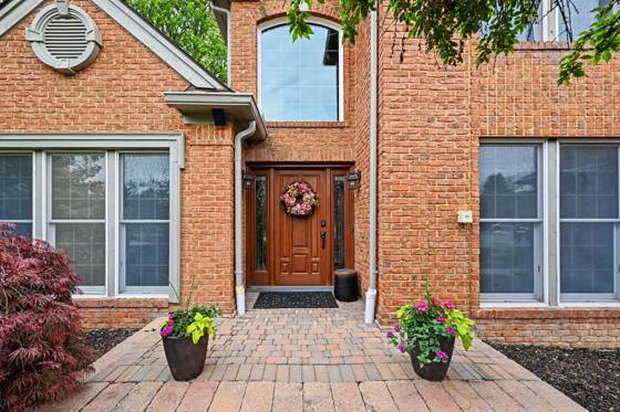 1577 Tree Side Court, Ann Arbor, MI 48108 photo 3