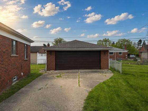 27669 Mackenzie Court, Westland, MI 48185 photo 4