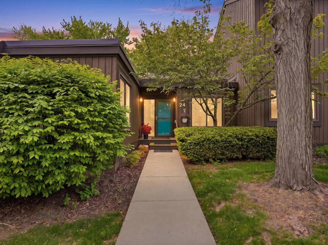24 Haverhill Court, Ann Arbor, MI 48105