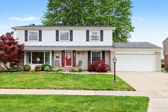 37658 Ladywood, Livonia, MI 48154 photo 2