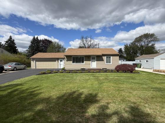 46329 Huling Street, Shelby Twp, MI 48317 photo 2