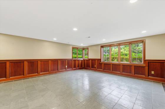 1041 Heather Way, Ann Arbor, MI 48104 photo 4