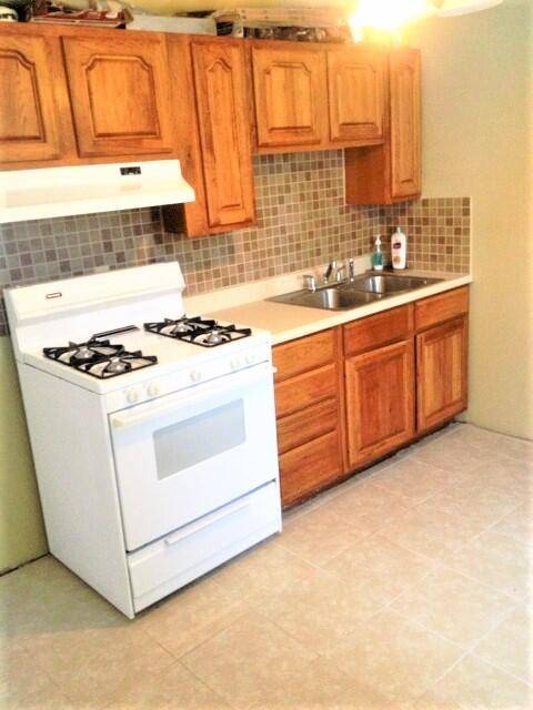 2826 Appleridge Street, Ypsilanti, MI 48198 photo 2