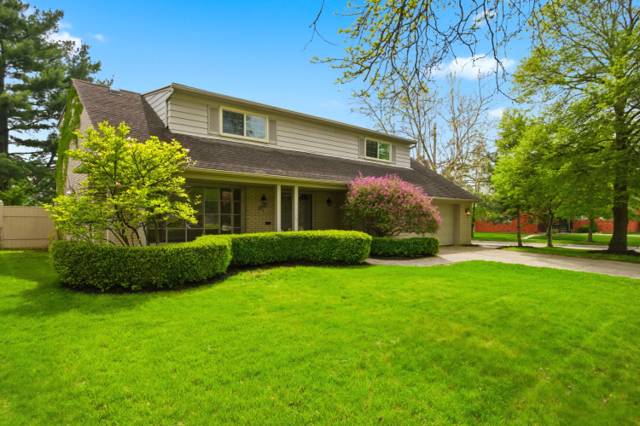 653 Perrien Place, Grosse Pointe Woods, MI