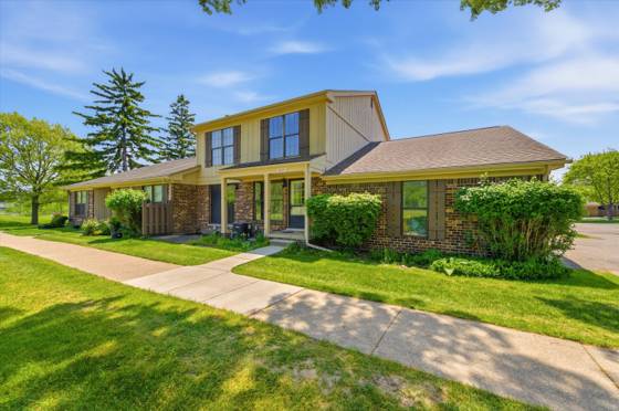 31890 Ivy Lane, Warren, MI 48093 photo 2