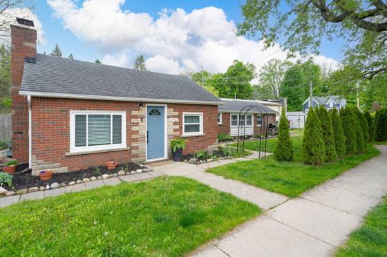 276 E Gates Street, Romeo, MI 48065 photo 2