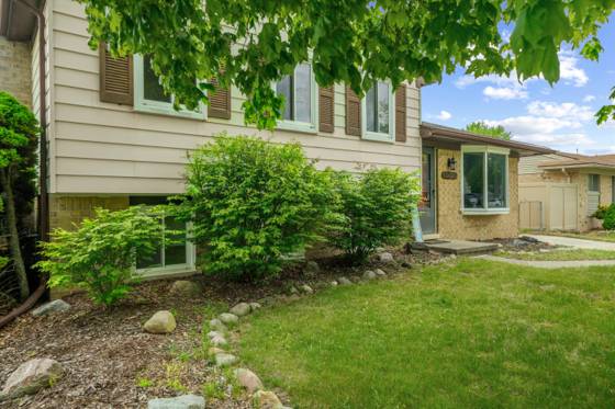15420 Burr Street, Taylor, MI 48180 photo 3