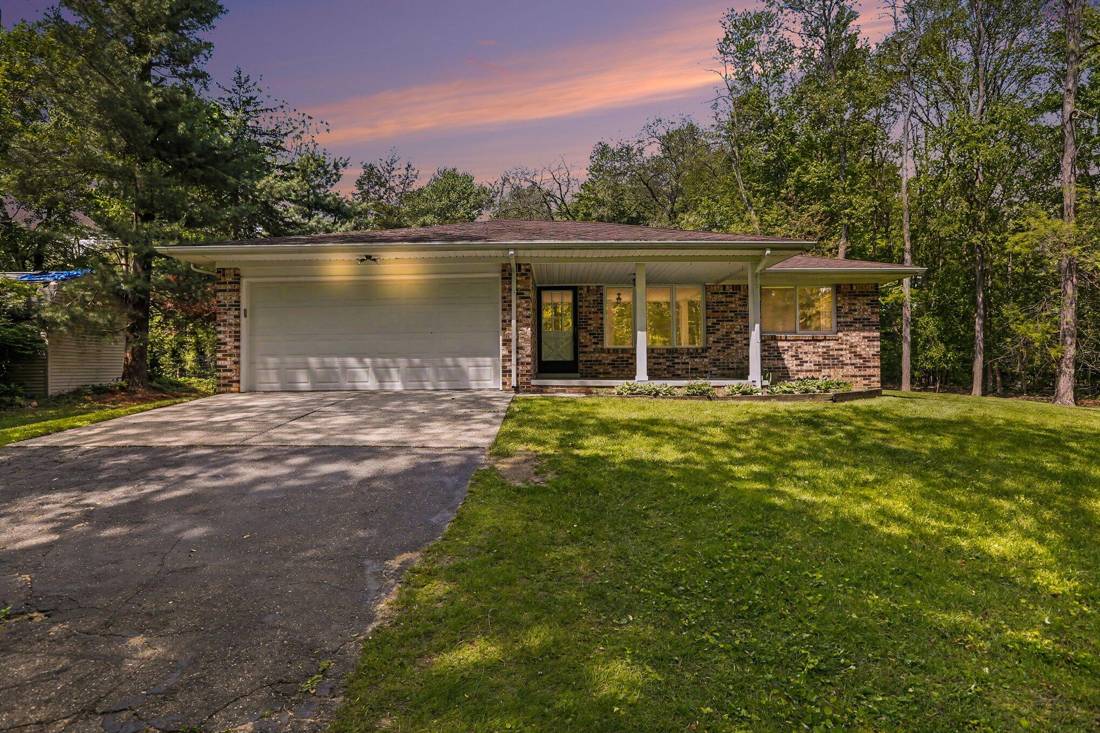9610 Hamburg Court, Brighton, MI 48116