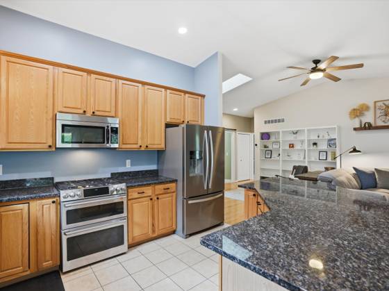 9960 Tioga Court, Pinckney, MI 48169 photo 3