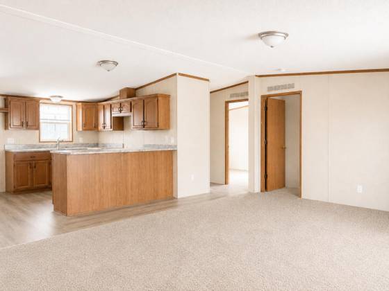 3900 W Jefferson Avenue, Trenton, MI 48183 photo 2