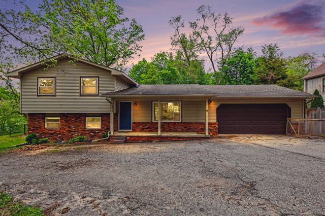 8770 Pettysville Road, Pinckney, MI