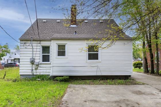 19607 Shields Street, Detroit, MI 48234 photo 2