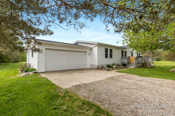 10535 Imlay City Road, Emmett, MI 48022 photo 4