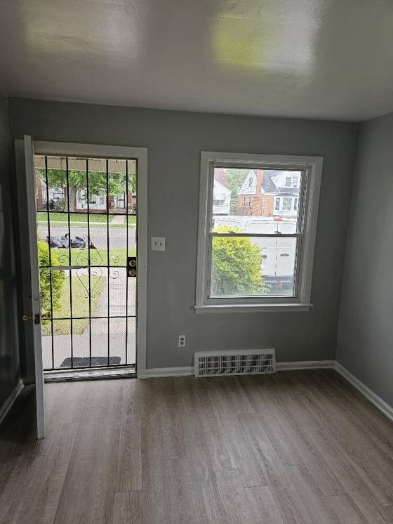 15143 Evergreen Road, Detroit, MI 48223 photo 3