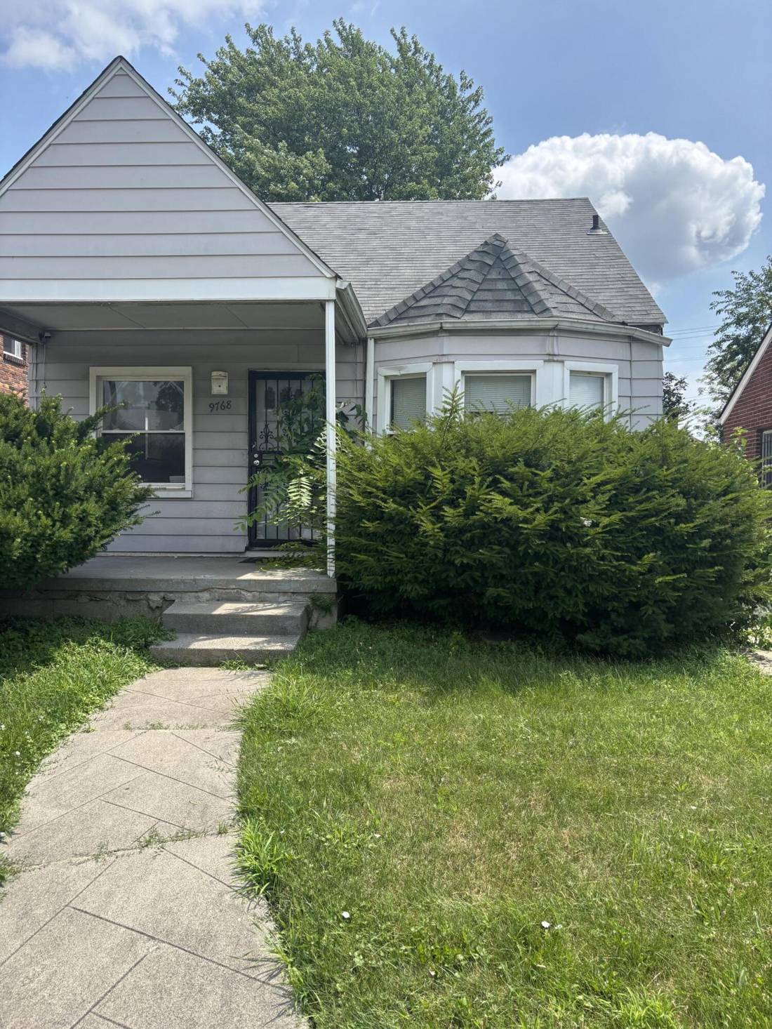 9768 Manistique Street, Detroit, MI 48224