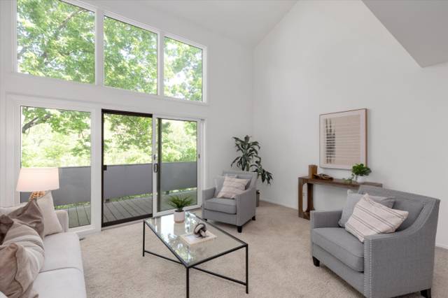 2112 Overlook Court, Ann Arbor, MI