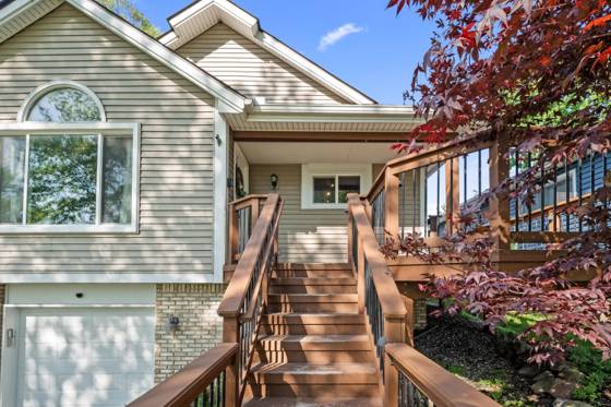 1008 Beachland Boulevard, Waterford, MI 48328 photo 5