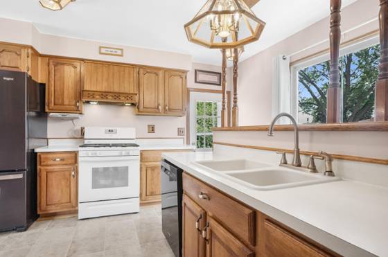 35046 Nancy Street, Westland, MI 48186 photo 2