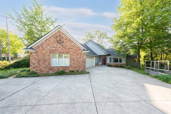 8790 Hendricks Drive, Brighton, MI 48116 photo 3