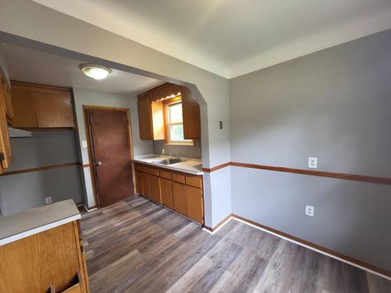 19677 Kingsville Street, Harper Woods, MI 48225 photo 4