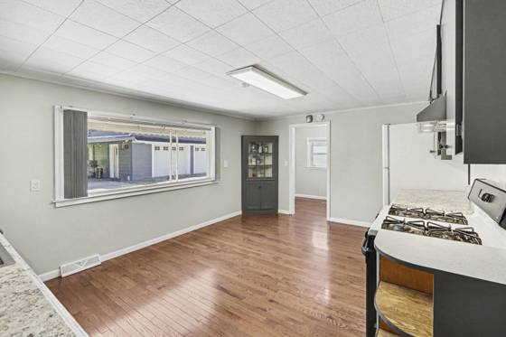 28269 Goddard Road, Romulus, MI 48174 photo 5