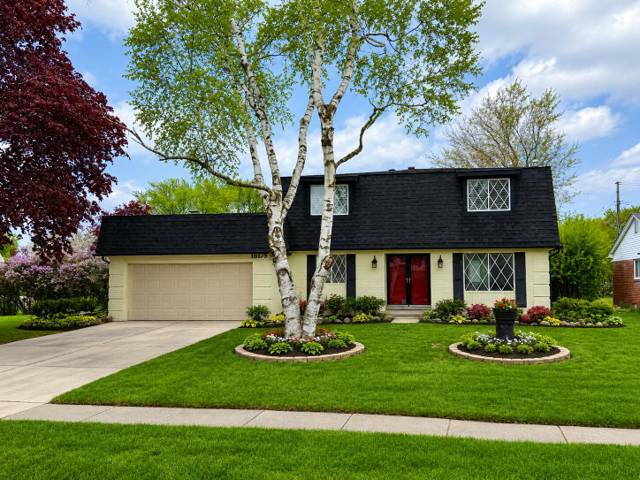 18175 Rainbow Drive, Lathrup Village, MI