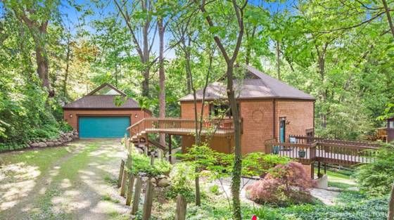 16 Harvard Place, Ann Arbor, MI 48104 photo 2