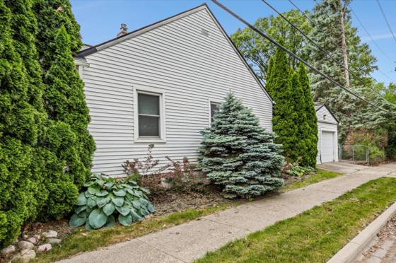 3300 Alice Street, Dearborn, MI 48124 photo 2