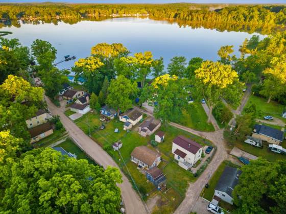 11106 Patterson Lake Drive, Pinckney, MI 48169 photo 2