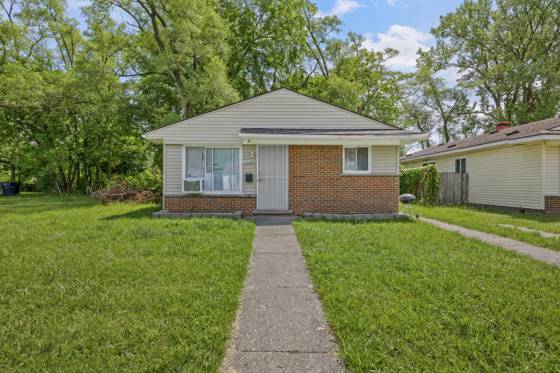 10028 Stahelin Avenue, Detroit, MI 48228 photo 2