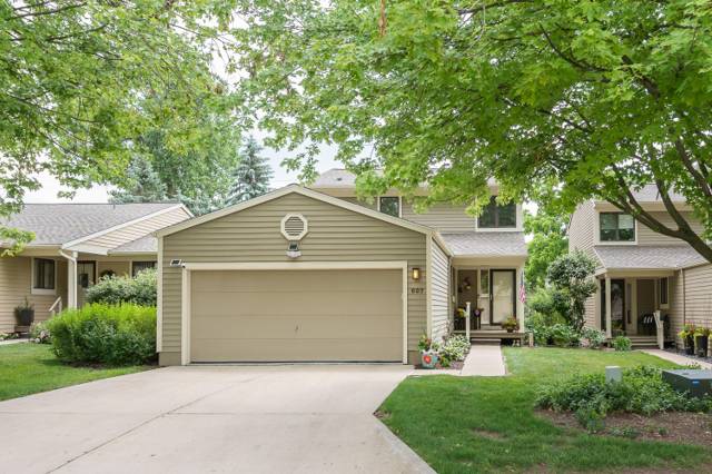 607 Woodcreek Circle, Saline, MI