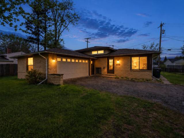 12217 Wheaton Drive, Sterling Heights, MI