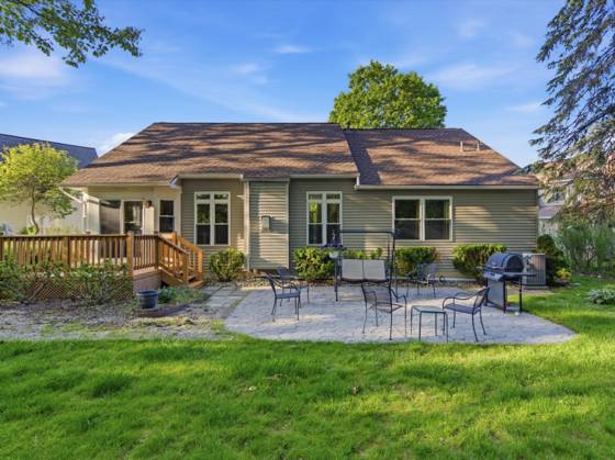 8473 Parkridge Drive, Dexter, MI 48130 photo 3