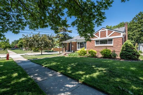 332 Normandy Road, Royal Oak, MI 48073 photo 2