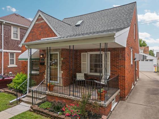 4594 Palmer Street, Dearborn, MI 48126 photo 2