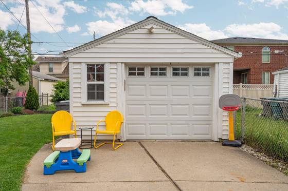 4594 Palmer Street, Dearborn, MI 48126 photo 4