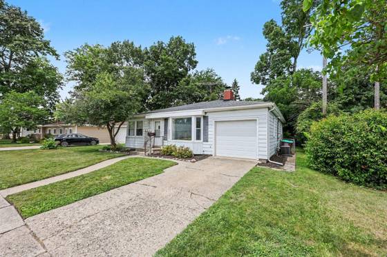225 Smith Avenue, Milan, MI 48160 photo 2