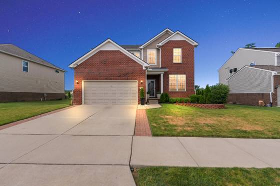 704 Groveland Circle, Ann Arbor, MI 48108 photo 2