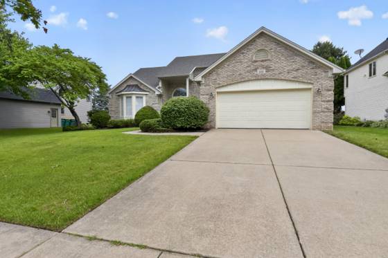 805 Marlpool Drive, Saline, MI 48176 photo 3